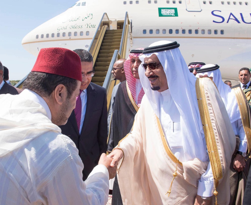 خادم الحرمين الشريفين يصل إلى جدة