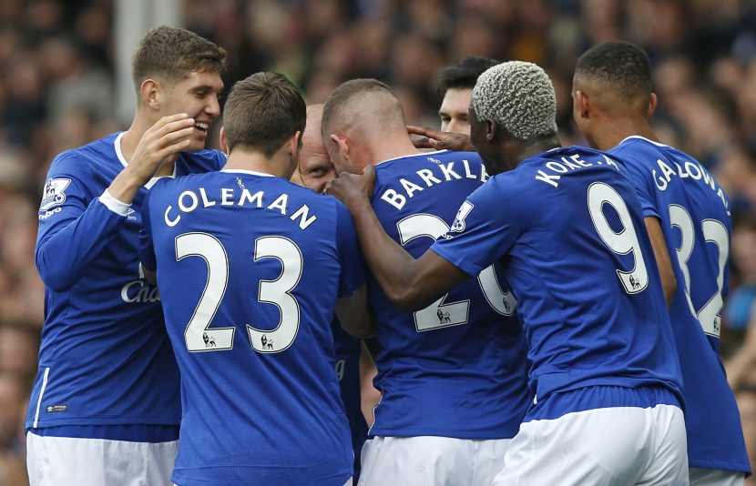 البديل نايسميث يسجل هاتريك لإيفرتون ويسقط تشيلسي بالقاضية في الدوري الإنجليزي