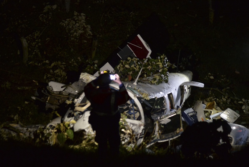 مقتل شخصين في حادث تحطم طائرة تستخدم في تصوير فيلم لتوم كروز