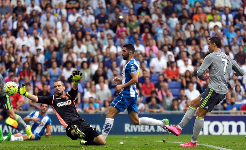 خماسية رونالدو تجعله الهداف التاريخي لريال في دوري اسبانيا