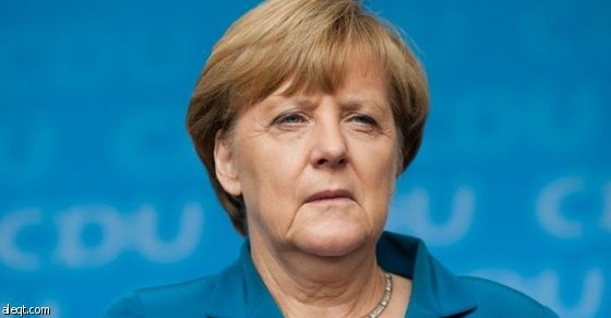 ميركل: هناك ضرورة للتعاون مع روسيا لحل الأزمة السورية