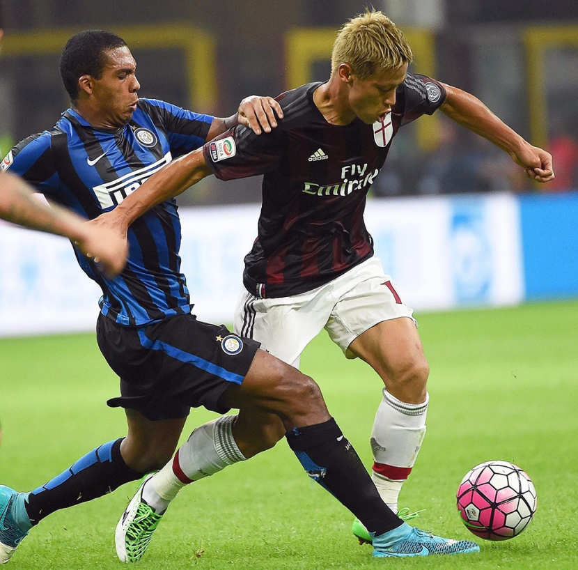 إنتر ميلان يحسم الديربي ويعتلي الصدارة