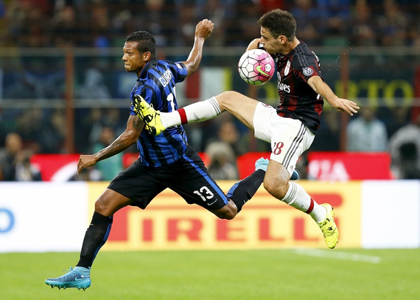 إنتر ميلان يحسم الديربي ويعتلي الصدارة