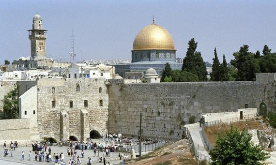 كبار العلماء : اقتحام الأقصى يستدعي وقفة جادة من المسلمين