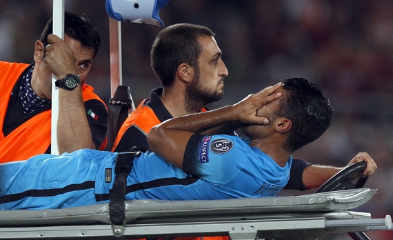 الرباط الصليبي يغيب رافينيا عن برشلونة حتى نهاية الموسم