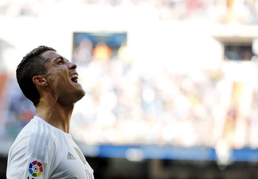 رأس بنزيمة تقود الريال لاعتلاء الصدارة مؤقتا