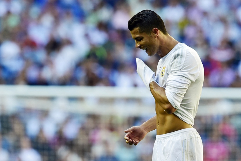 رأس بنزيمة تقود الريال لاعتلاء الصدارة مؤقتا