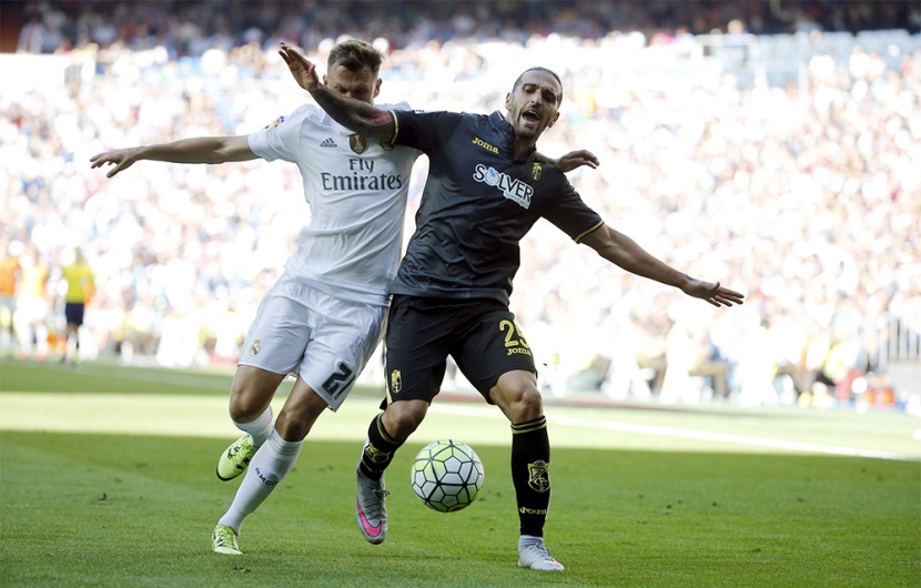 رأس بنزيمة تقود الريال لاعتلاء الصدارة مؤقتا