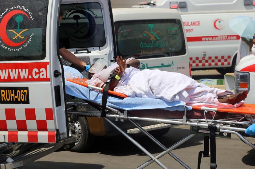 فيصل بن عبدالله: تم استدعاء كافة الفرق الإسعافية.. والهلال الأحمر ينقل أكثر من 70% من حالات حادث منى