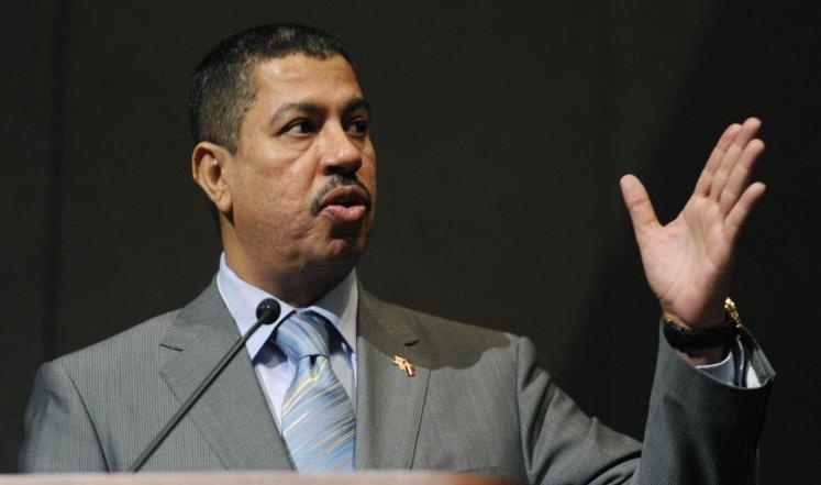 بحاح يطالب بوضع خطة لإعادة الهدوء للمناطق المحررة بعدن