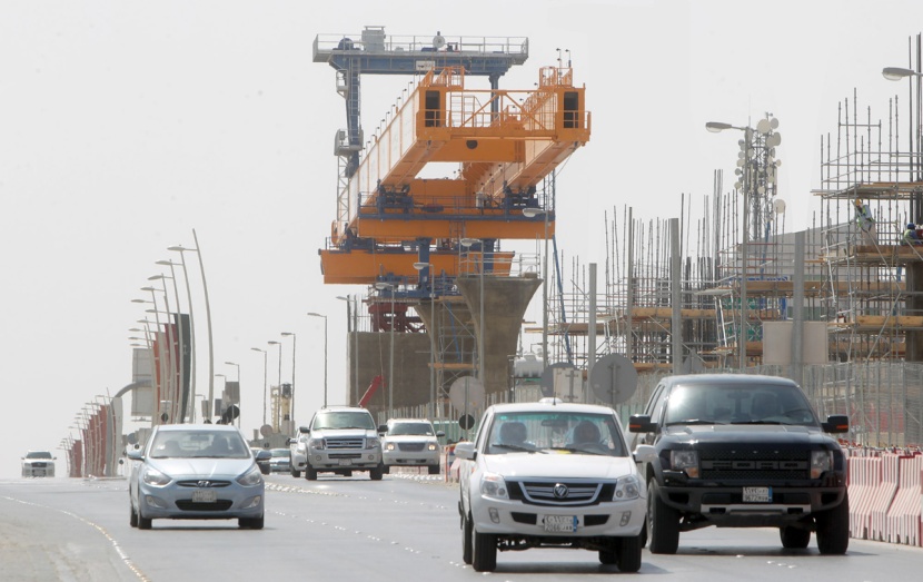 قصة مصورة : بدء تركيب جسور "قطار الرياض"