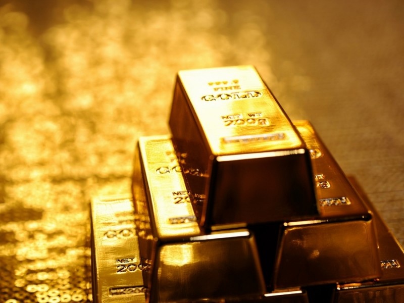 الذهب يهبط لأقل سعر في أسبوعين قبيل إعلان بيانات الوظائف الأمريكية