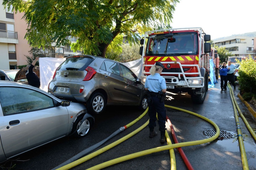 12 قتيلا بسبب فيضانات على الساحل اللازوردي جنوب فرنسا