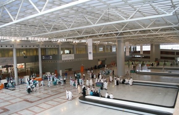 مغادرة أكثر من 350 ألف حاج مطار الملك عبدالعزيز في جدة حتى يوم أمس
