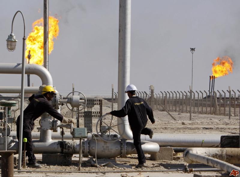 النفط يواصل مكاسبه ويرتفع 8% خلال أسبوع
