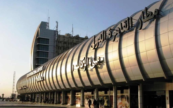 مصر ترفع ضريبة تذاكر الطيران للرحلات الدولية