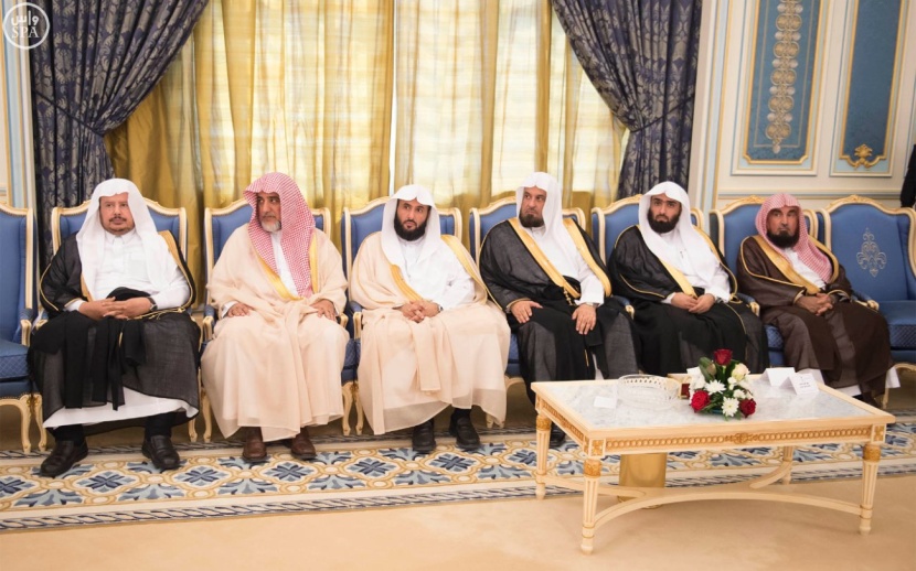 الملك يبحث مع الرئيس الجيبوتي تعزيز العلاقات الثنائية