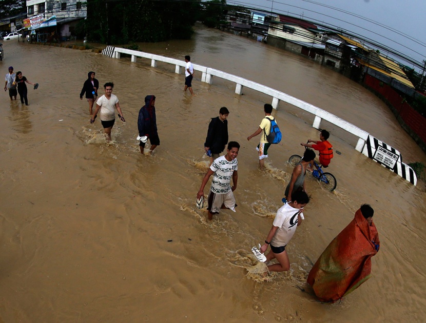 ارتفاع حصيلة ضحايا إعصار الفلبين إلى 14 قتيلا