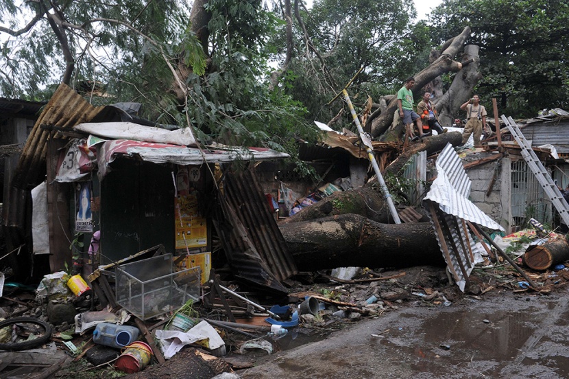 ارتفاع حصيلة ضحايا إعصار الفلبين إلى 14 قتيلا
