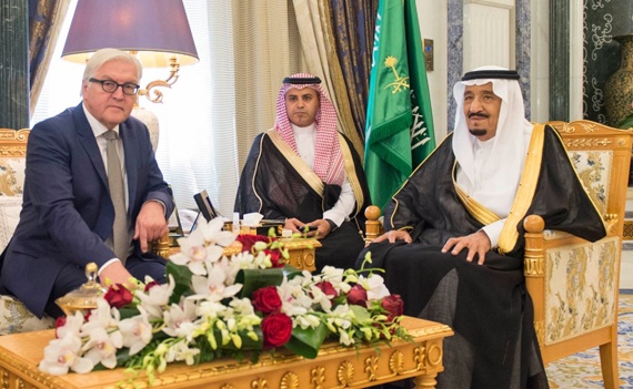 الملك يبحث مع وزير خارجية ألمانيا مستجدات الأحداث الدولية
