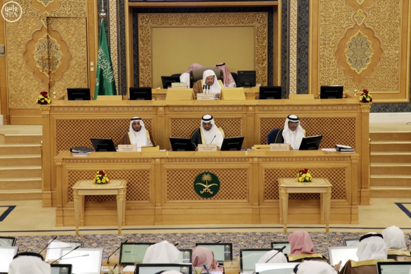 "الشورى" يقر نظام المنافسة .. ويوصي بمعالجة تكاليف استقدام العمالة المنزلية