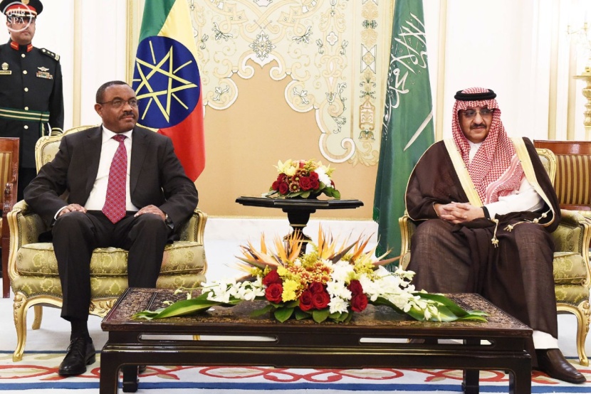 نيابة عن الملك.. ولي العهد يولم للرئيس الأثيوبي