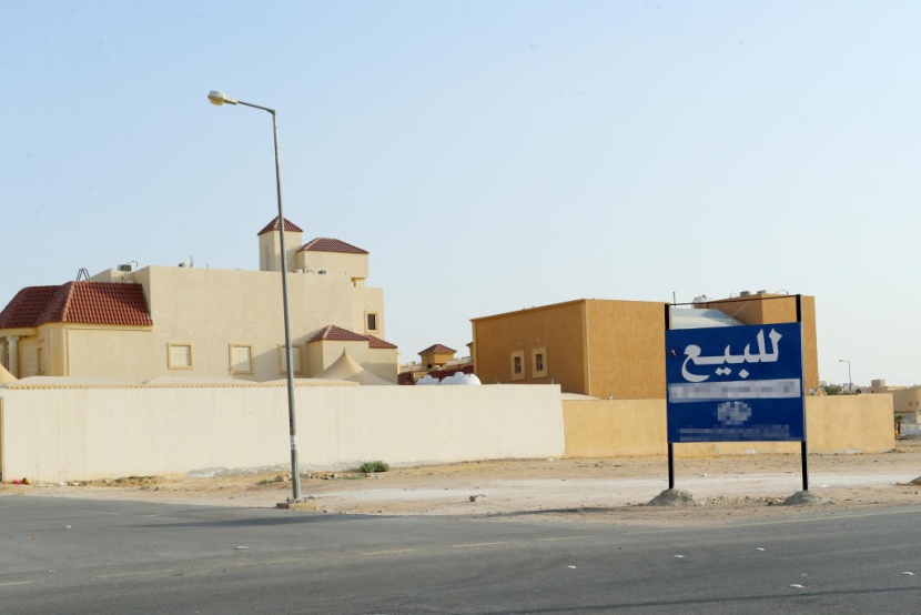 «رسوم الأراضي» و«الركود» يحولان بوصلة المواطنين إلى الإيجار بدلا من الشراء