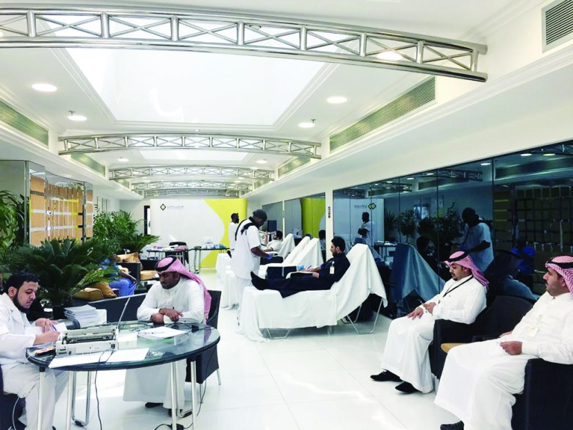 البنك السعودي للاستثمار ينظم حملة تبرع بالدم لمستشفى الملك فيصل التخصصي ومركز الأبحاث