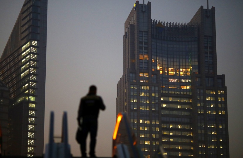 تراجع المشتريات العقارية واستثمارات الصين في الخارج