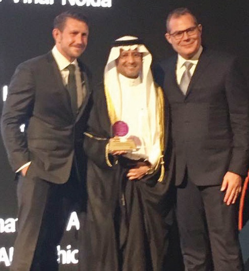 تكريم فندق دار التوحيد إنتركونتننتال وحصوله على جائزتين