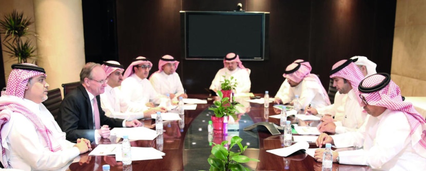 وزير الإسكان يزور «ساب» لتعزيز التعاون في مجال التمويل السكني