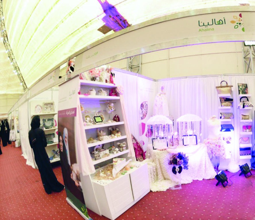 «أهالينا» تؤهل 800 سيدة وتمول 2171 مستفيدة من الأسر المنتجة في 2016