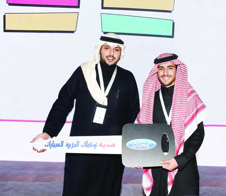 شركة توكيلات الجزيرة تقدم سيارة «فورد فان أكونولاين» للفائز في مشروع عربة الطعام المتنقلة