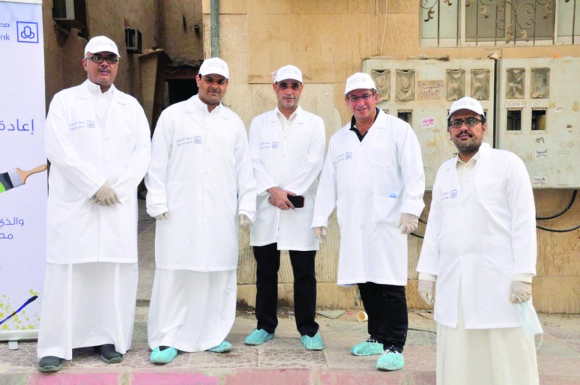 «مصرف الراجحي» يعيد صيانة وطلاء عدد من المنازل 
في الرياض