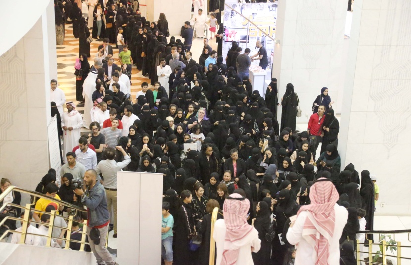 السعوديون يتفاعلون مع "الأوركسترا اليابانية" في الأسبوع الثقافي