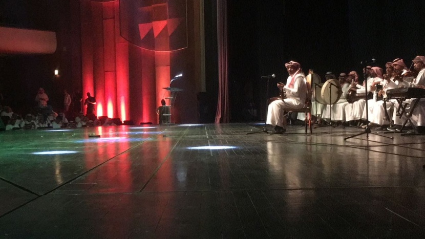 سكان الرياض يستعيدون أجواء السبعينات والثمانينات بأغاني رموز الفن الشعبي