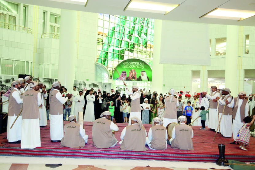 ليالي الفولكلور الشعبي تحتفي برواده وتعيد تقديمه للجمهور السعودي