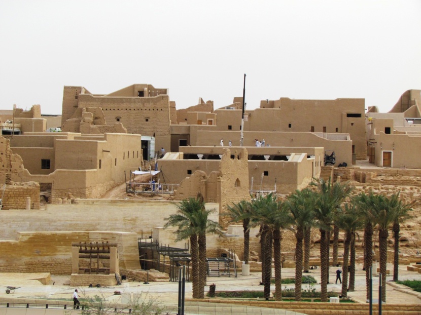 السعودية تستثمر مليارات الدولارات في السياحة وتوقعات بنمو قطاع الترفيه 