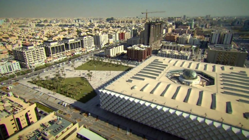 معرض لنخبة من أعمال فناني الكاريكاتير العالميين