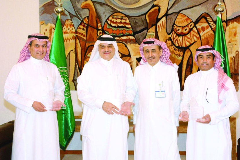 «الجزيرة» يتميز في خدمات أجهزة الصراف الآلي وإدارة النقد