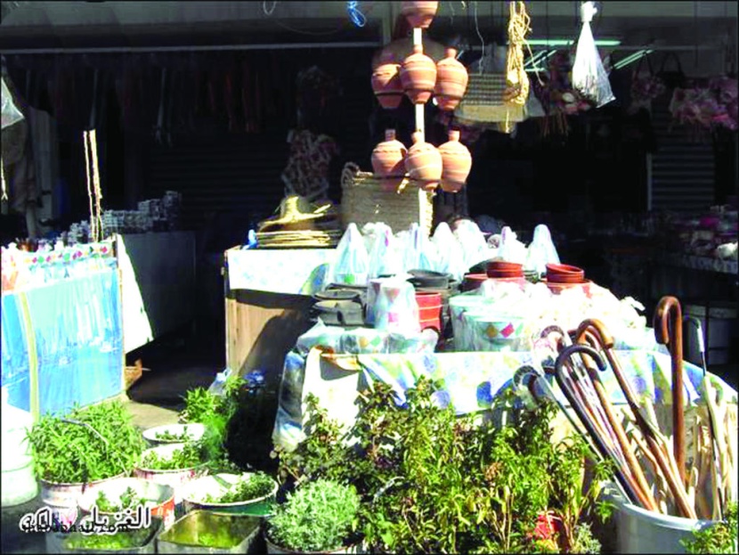 «سوق الثلوث» في أبها .. دورة اقتصادية ثقافية متكاملة