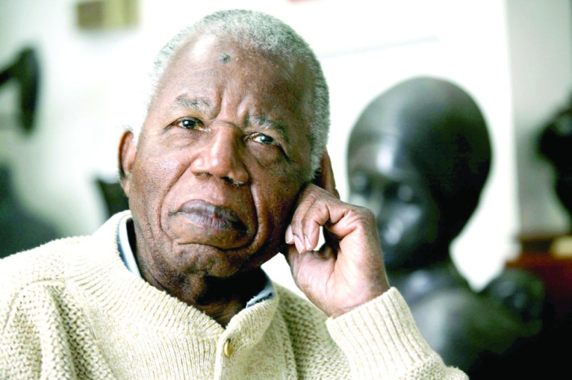 تشينوا أتشيبي .. كاتب تنهار في صحبته جدران السجن