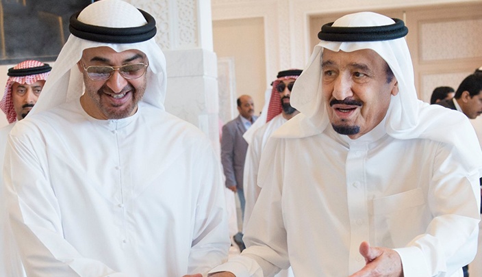 محمد بن زايد يشيد بجهود خادم الحرمين الشريفين في إنهاء قيود الاحتلال على المسجد الأقصى