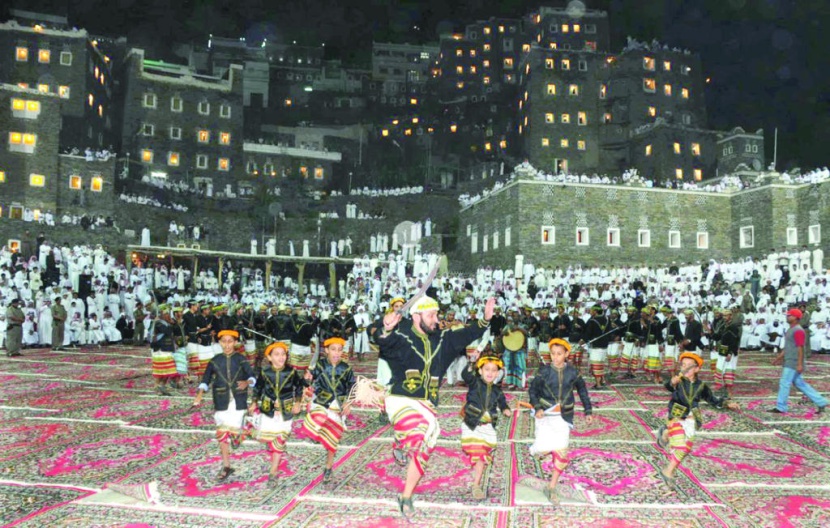 رجال ألمع .. لإحياء التراث حكاية وطنية فريدة