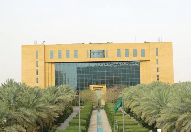  "البلدية والقروية" تصدر تعميماً حول ترخيص بناء الفلل السكنية