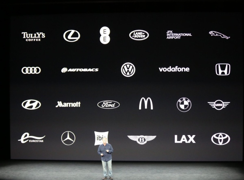 "آبل" تطرح النسخة الخاصة  iPhone X  بتصميم جديد وأسعار تبدأ من 1000 دولار 