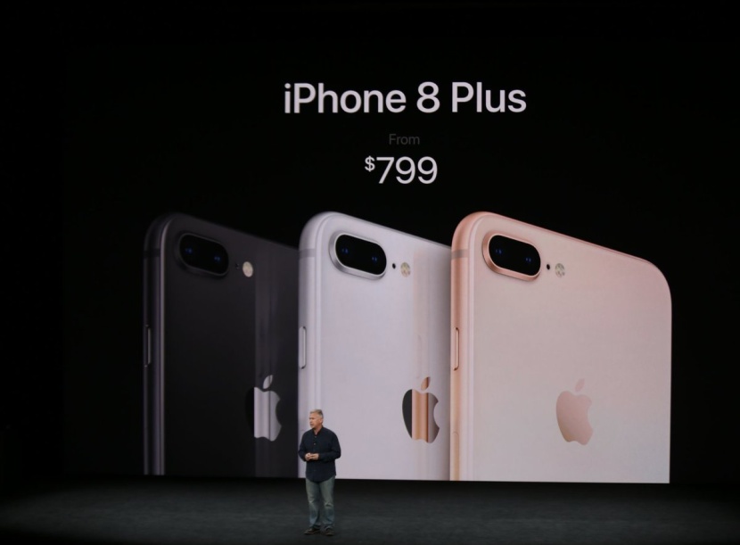 "آبل" تطرح النسخة الخاصة  iPhone X  بتصميم جديد وأسعار تبدأ من 1000 دولار 