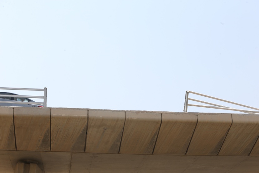 سقوط مركبتين من على كبري في الرياض .. وإصابة 6 أشخاص