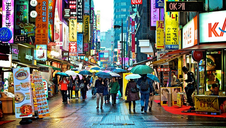 تراجع أعداد السائحين في كوريا الجنوبية خلال التسعة أشهر الماضية بنسبة 23.5%