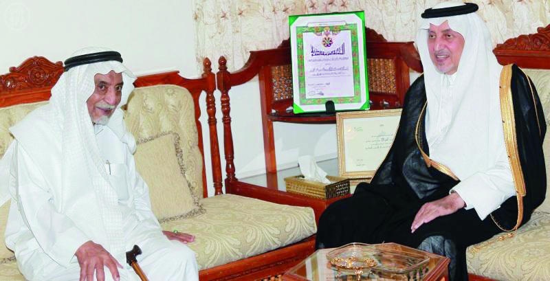 إبراهيم خفاجي .. صوت صباحات الوطن